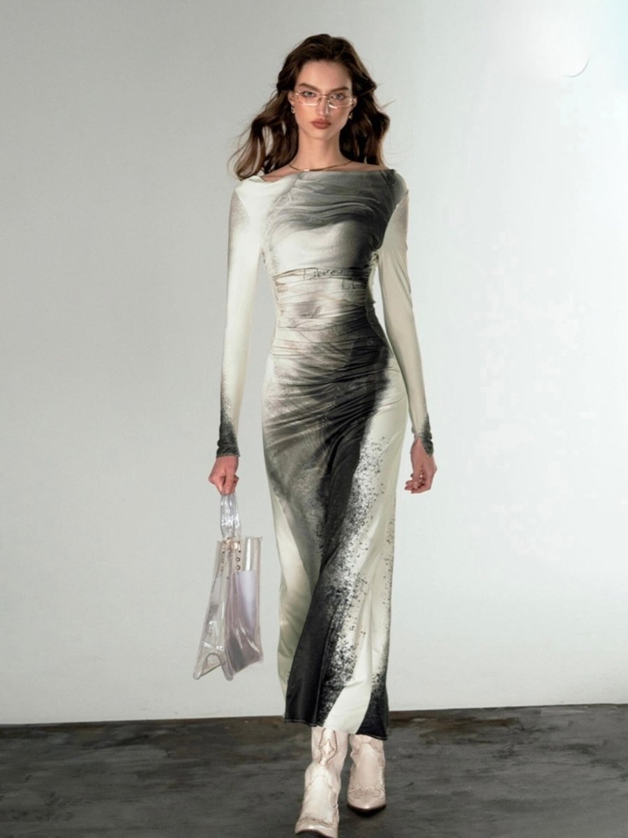 OfAkivaDresses & JumpsuitsSculpture Muse Print Long Sleeve Dress
