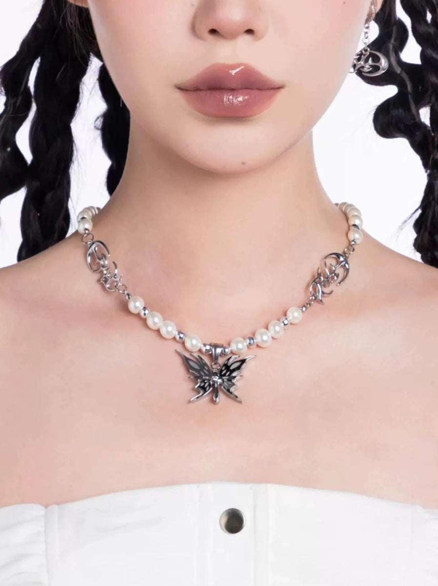 CIYAVENIAccessories & BagsDreamcore Butterfly & Pearl Choker