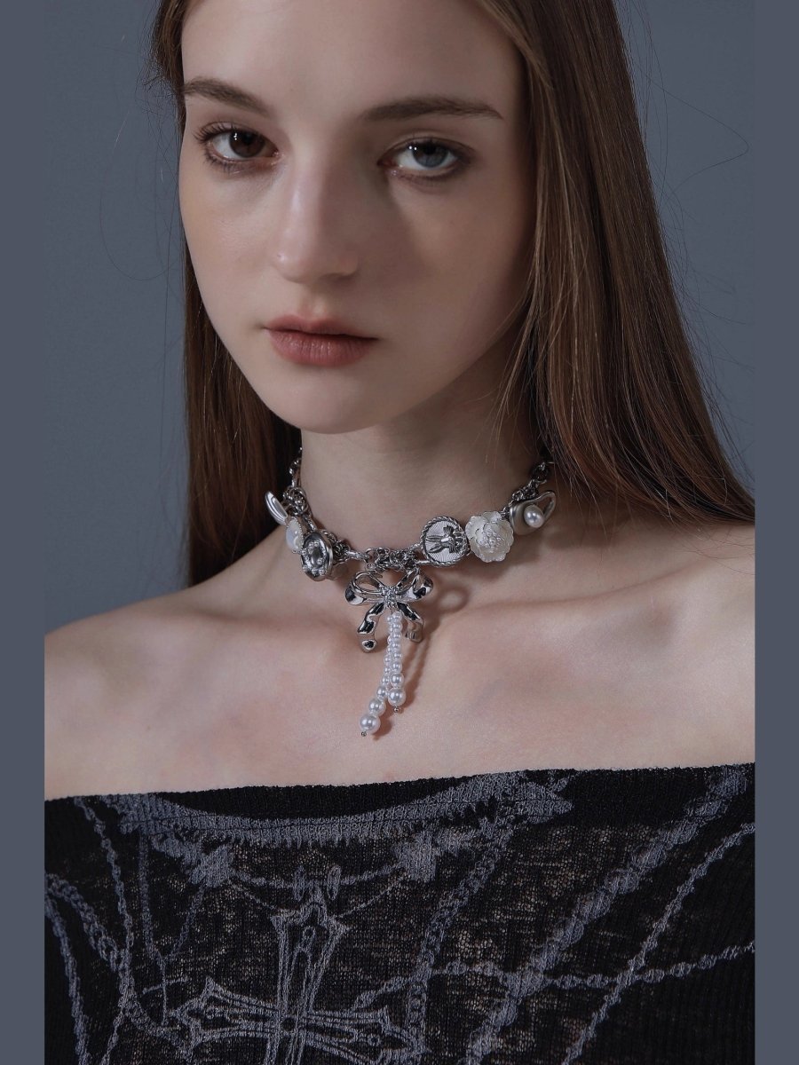 CIYAVENIAccessories & BagsRhinestone Bow Choker Necklace