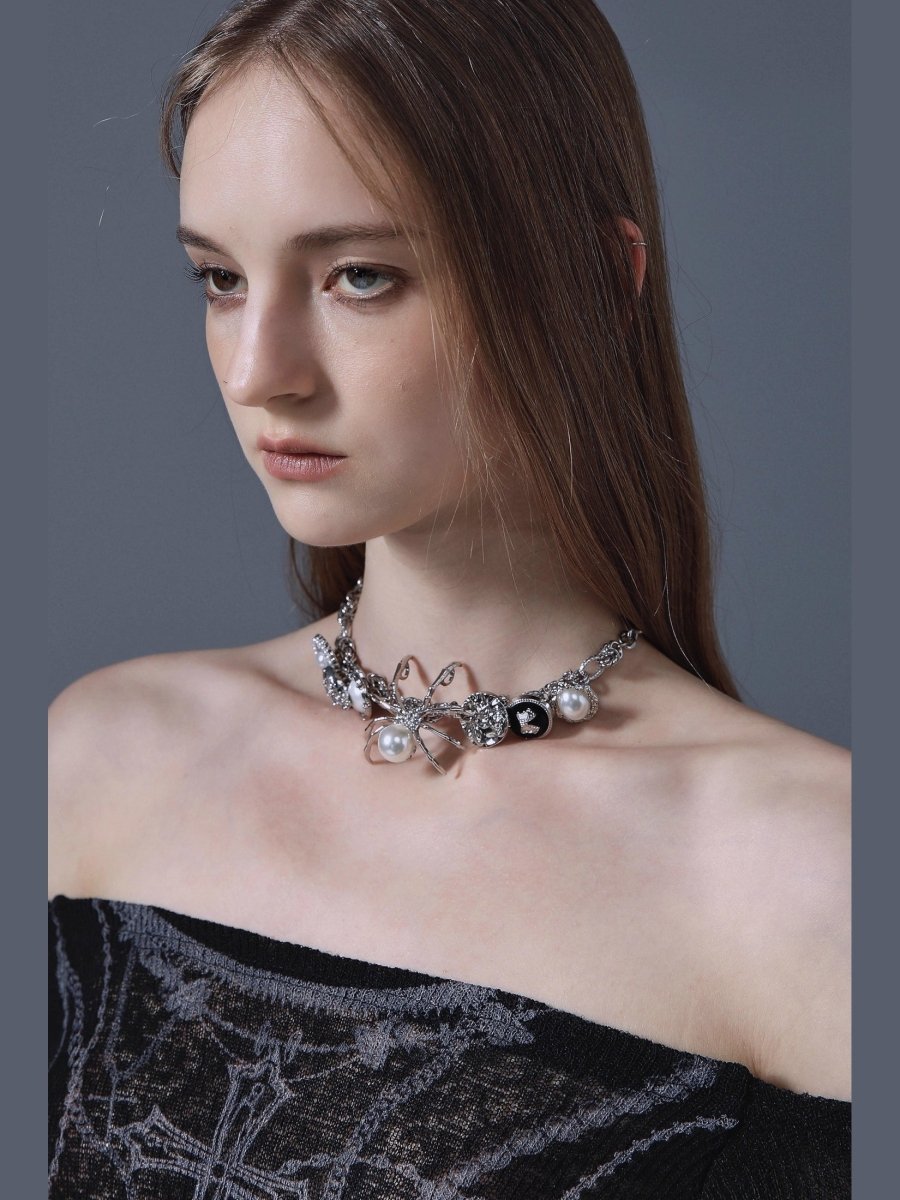 CIYAVENIAccessories & BagsRhinestone Spider Choker Necklace